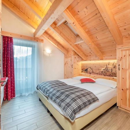 Appartement Ciasa Raut à La Valle Extérieur photo