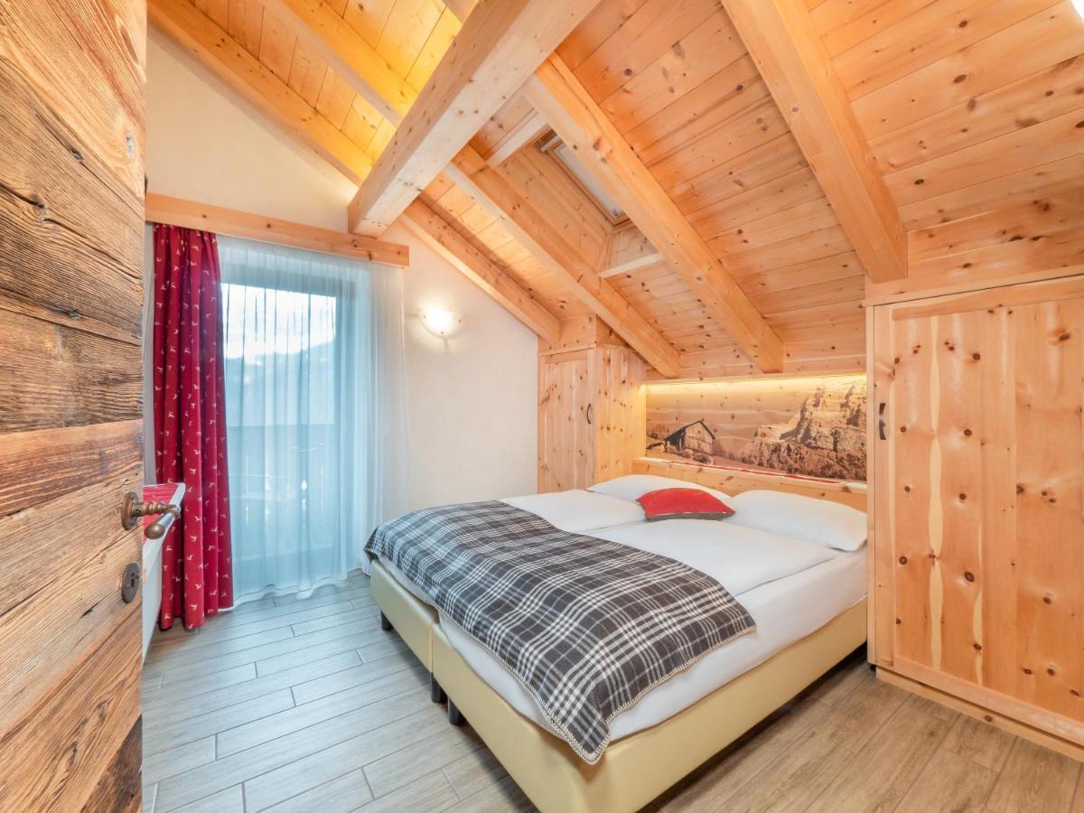 Appartement Ciasa Raut à La Valle Extérieur photo