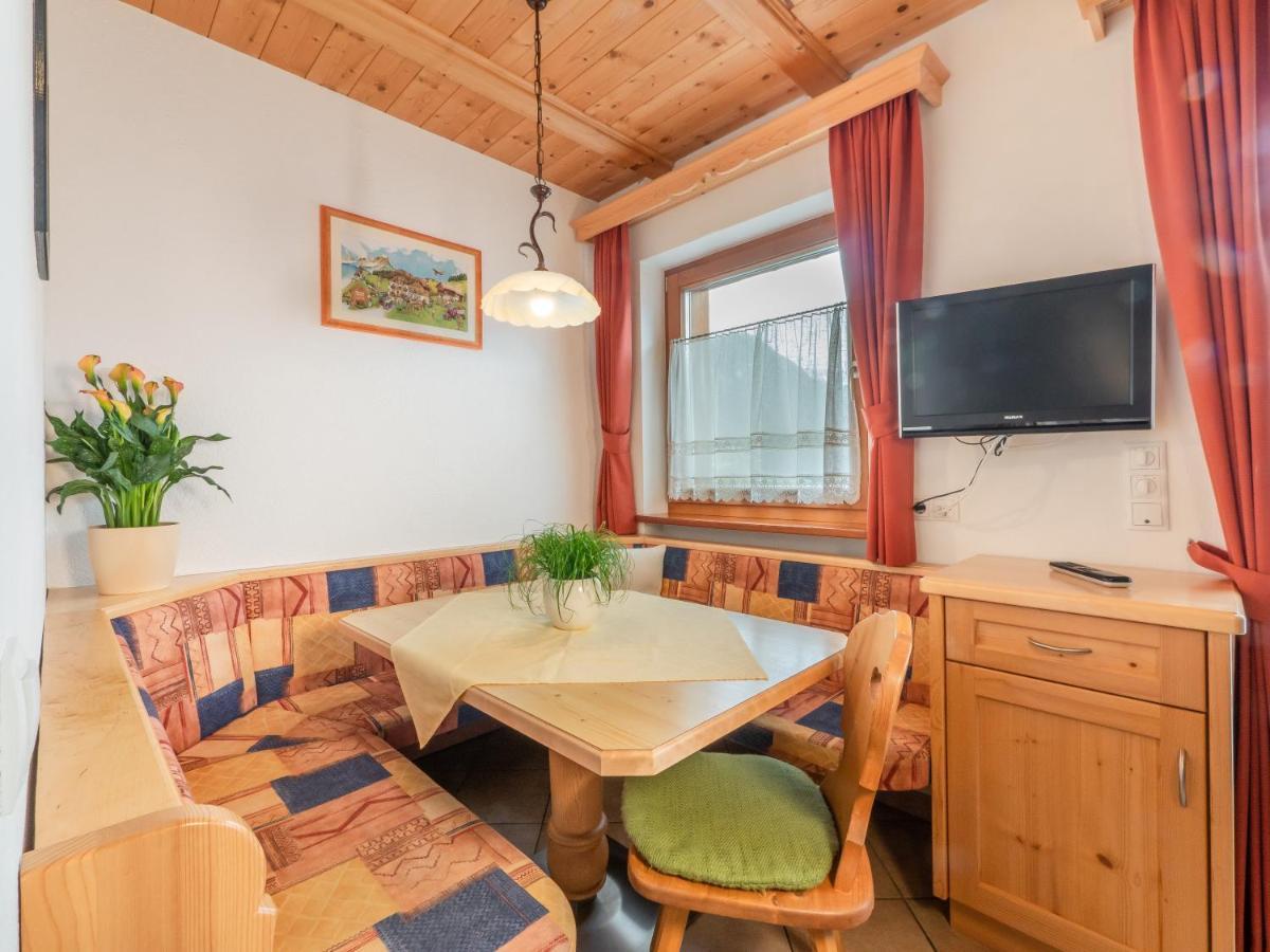 Appartement Ciasa Raut à La Valle Extérieur photo